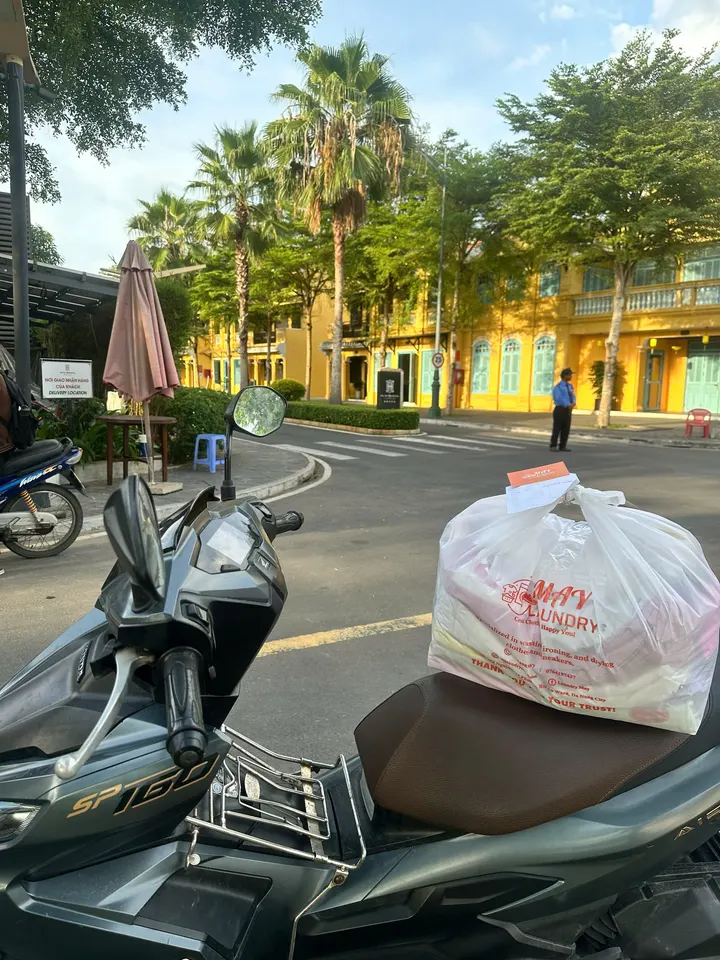 May Laundry order on a delivery round in Hoi An