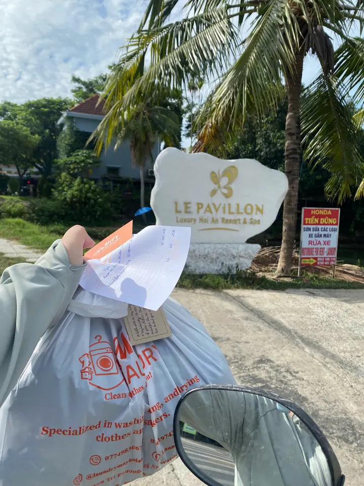 May Laundry pickup and delivery in Hoi An